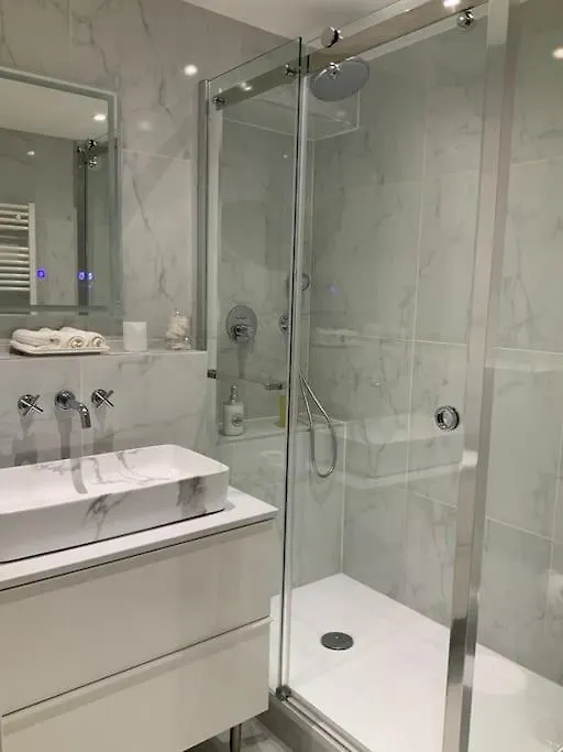 Ferienwohnung L'Elegance Du Prado Marseilles